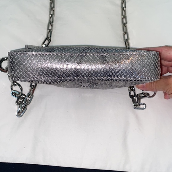 Tory Burch silver Crossbody handbag - Picture 5 of 6